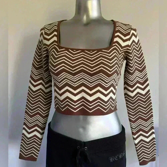 🆕Stradivarius Crop Sweater - Picture 2 of 12